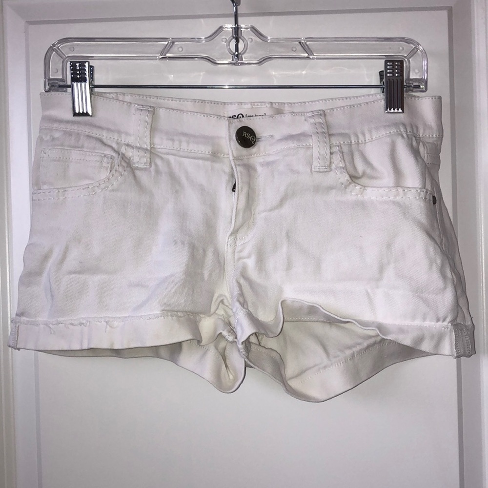 White shorts! Size 7